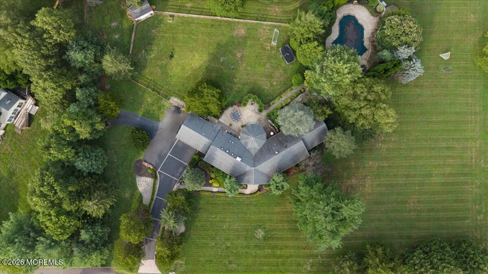 48 Lakeside Avenue Colts Neck, NJ 07722