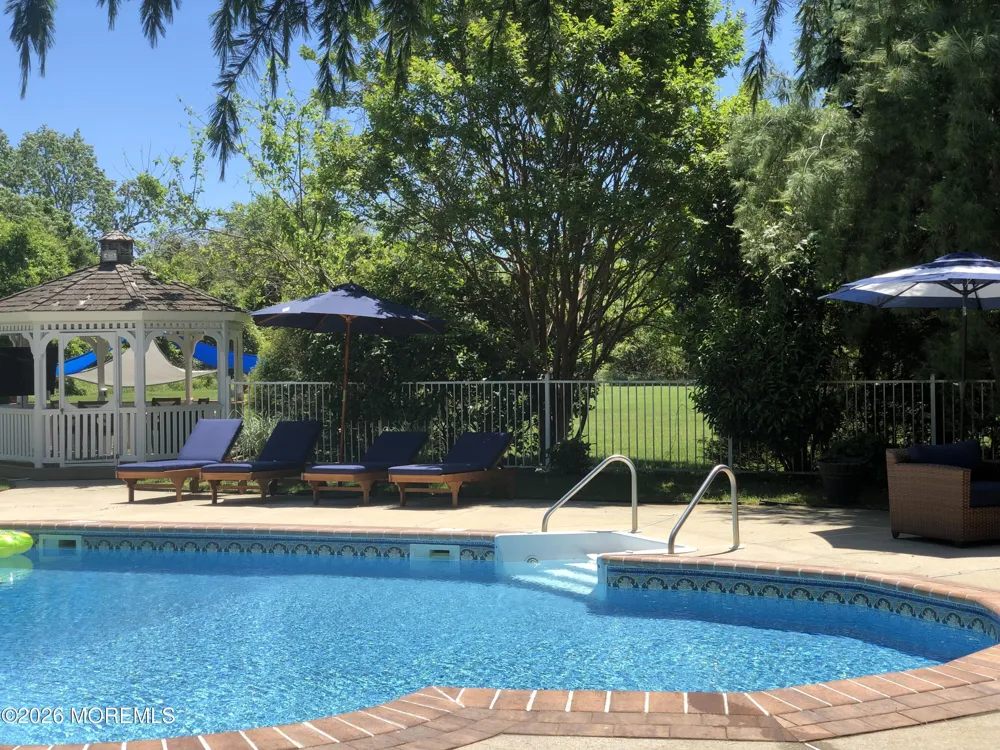 48 Lakeside Avenue Colts Neck, NJ 07722