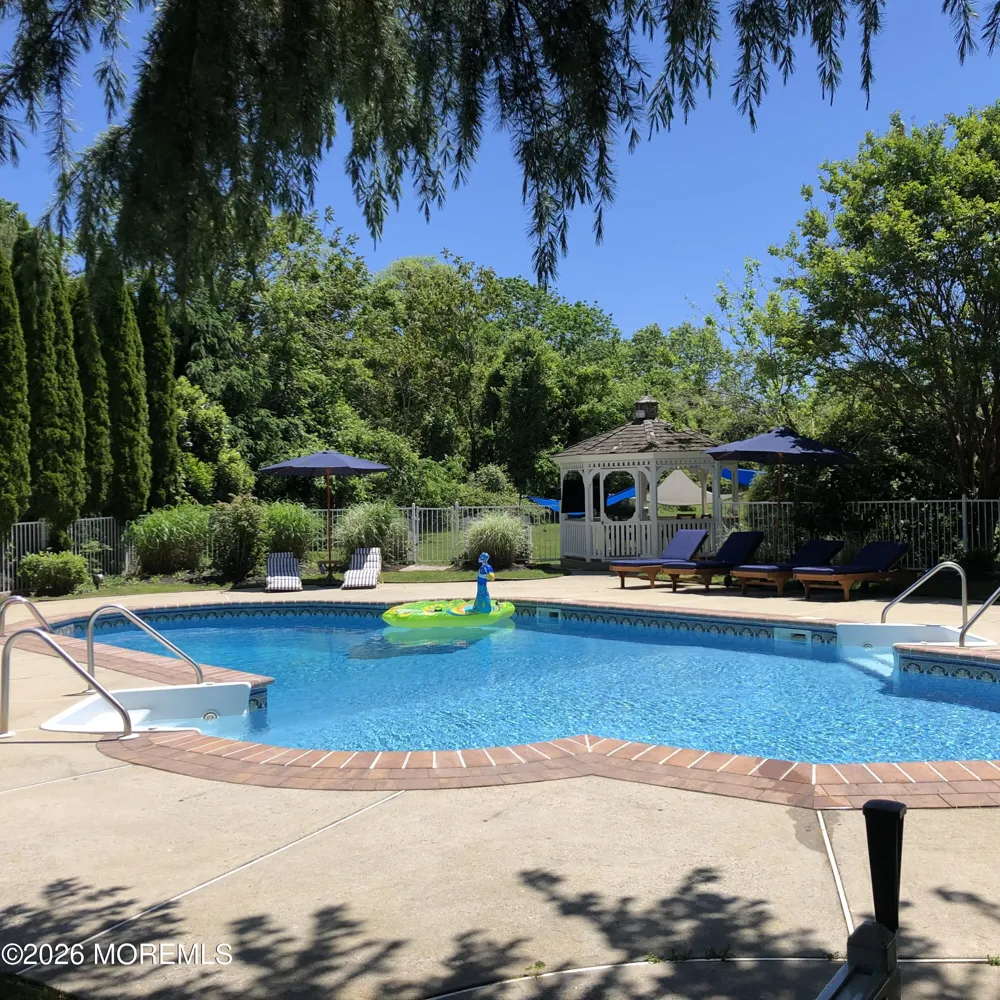 48 Lakeside Avenue Colts Neck, NJ 07722