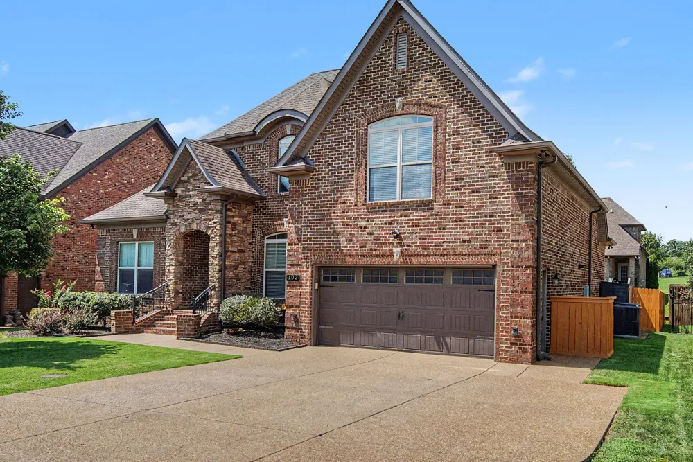 103 Shady Hollow Dr Mount Juliet, TN 37122