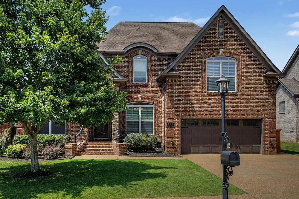 103 Shady Hollow Dr Mount Juliet, TN 37122