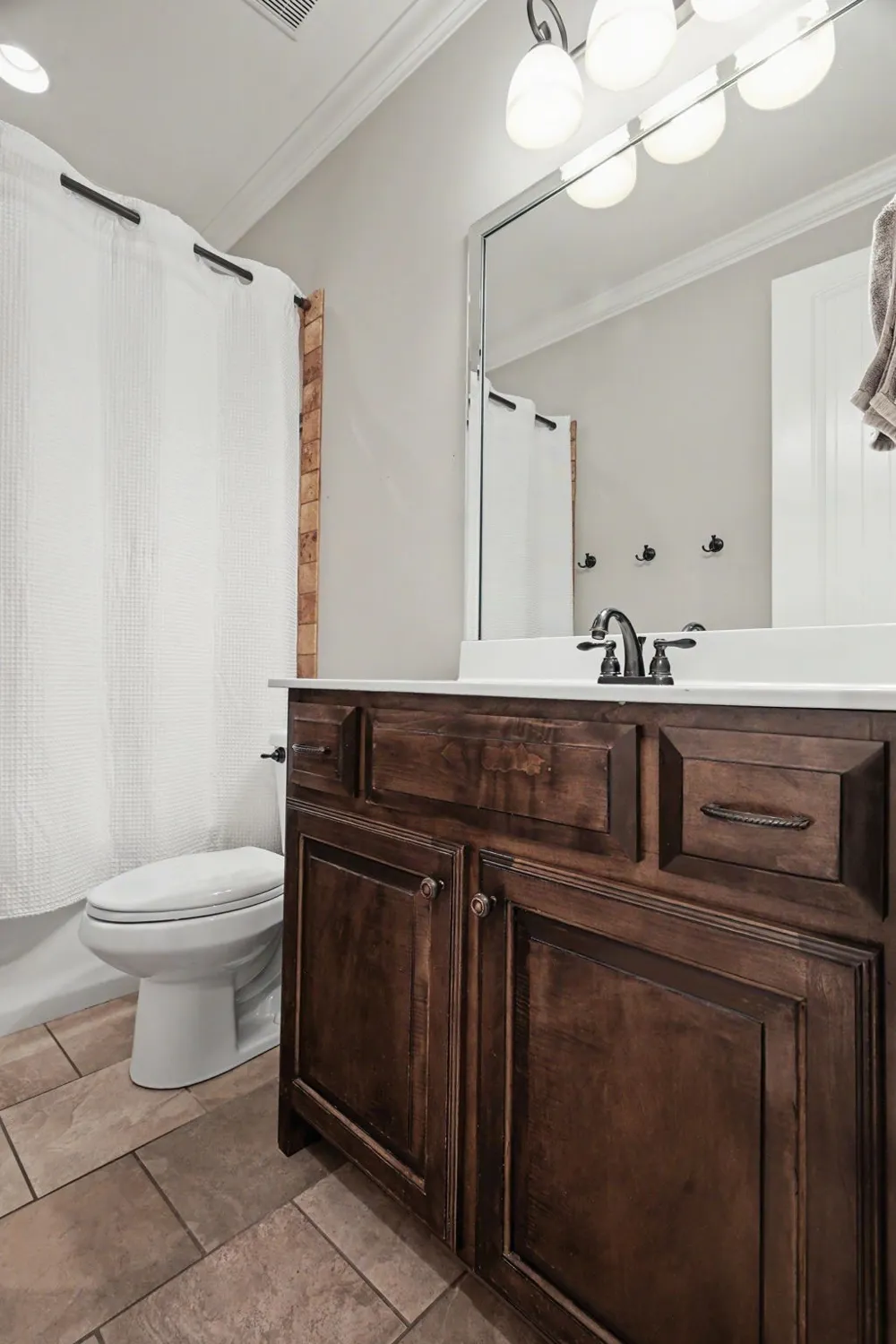 103 Shady Hollow Dr Mount Juliet, TN 37122