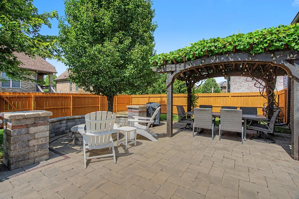 103 Shady Hollow Dr Mount Juliet, TN 37122