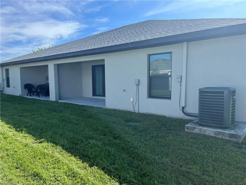 916 Andalusia Boulevard Cape Coral, FL 33909