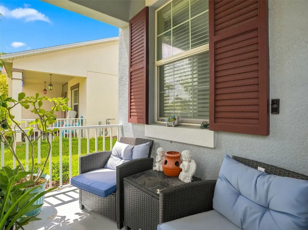 21213 PASSIVE PORCH DRIVE Land O Lakes, FL 34637