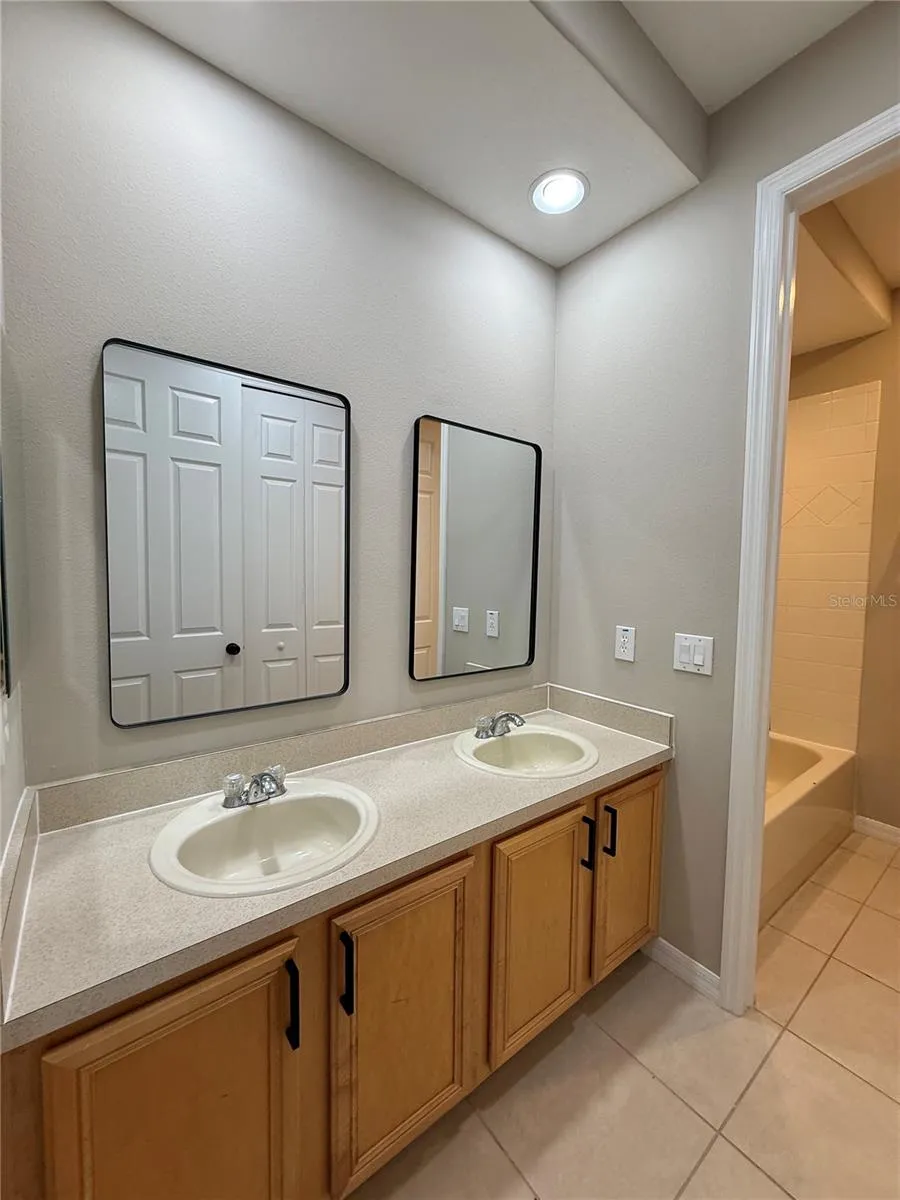 547 TERRACE SPRING DRIVE Orlando, FL 32828