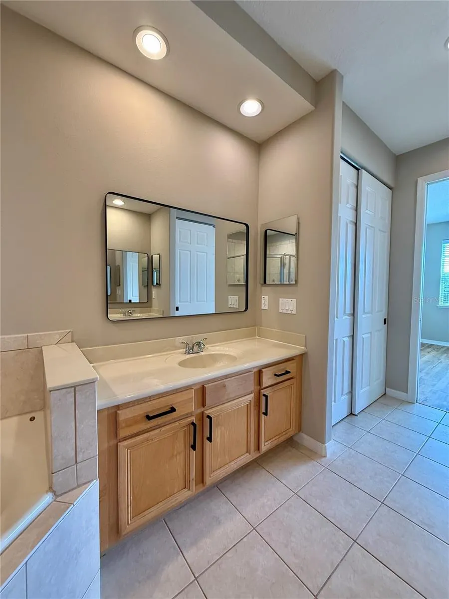 547 TERRACE SPRING DRIVE Orlando, FL 32828