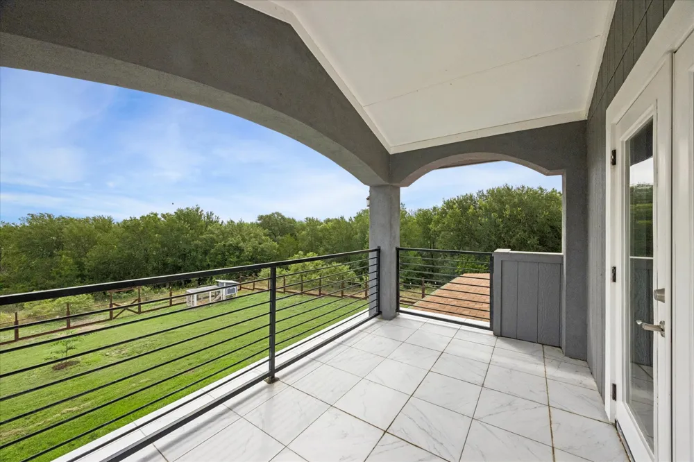 730 Spoke Hollow Road Lockhart, TX 78644