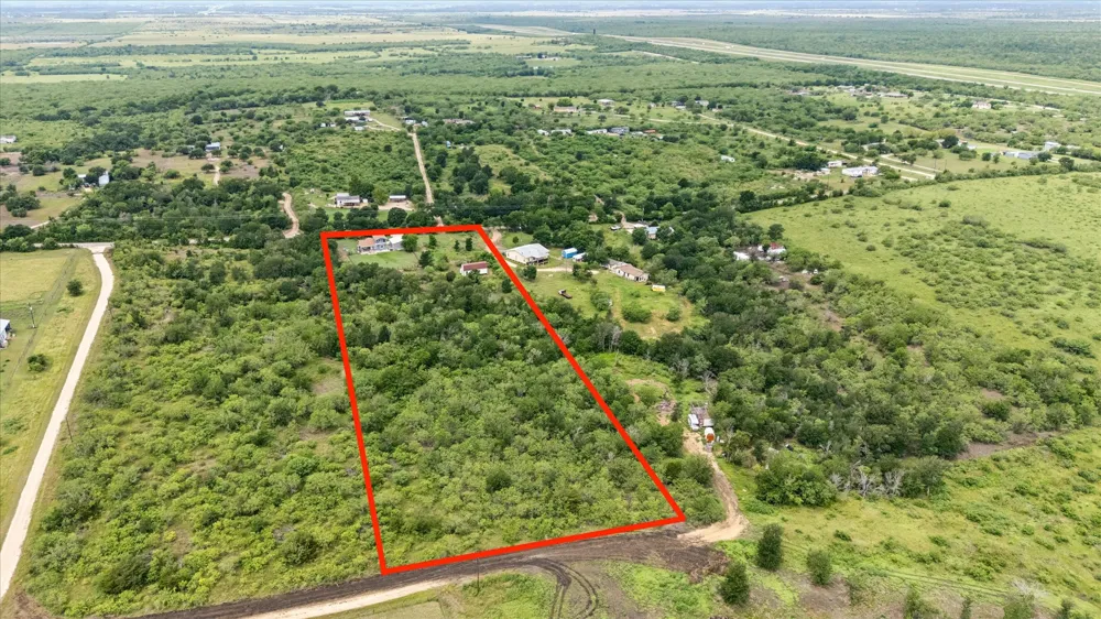 730 Spoke Hollow Road Lockhart, TX 78644