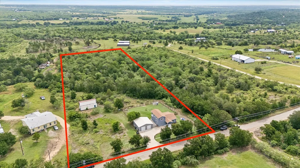 730 Spoke Hollow Road Lockhart, TX 78644