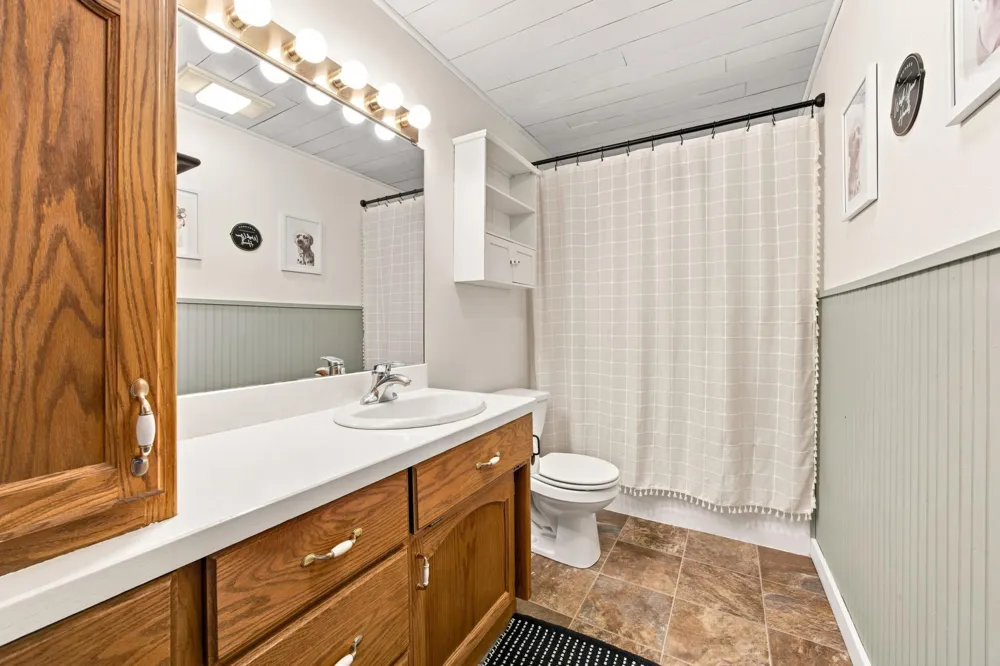 426 17th Street E West Fargo, ND 58078