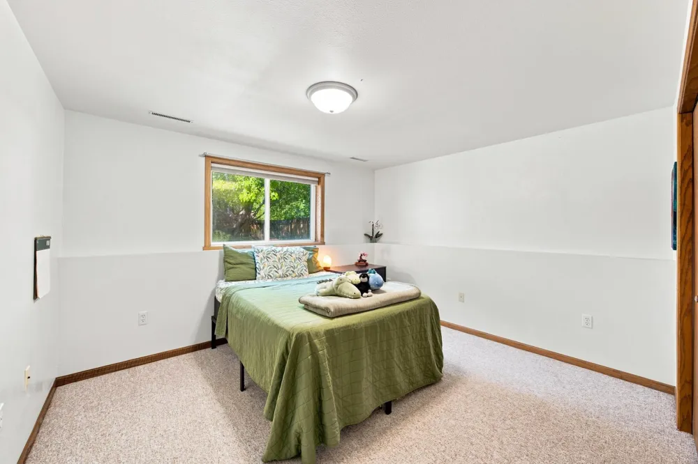 426 17th Street E West Fargo, ND 58078