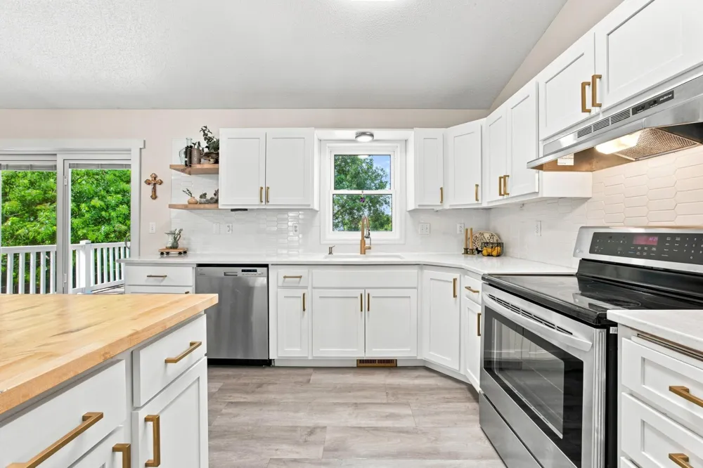 426 17th Street E West Fargo, ND 58078