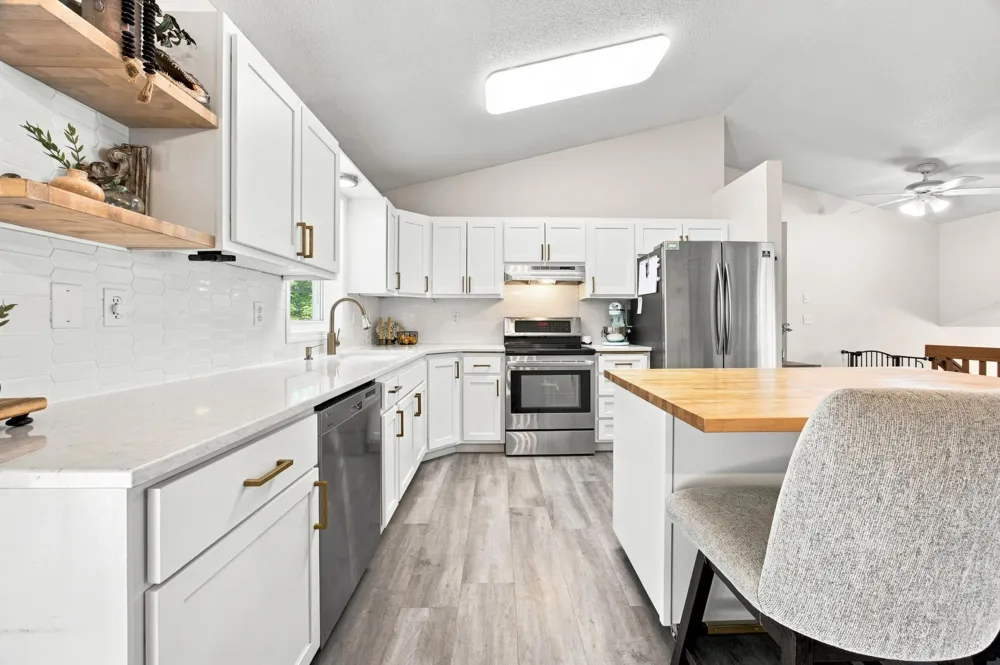 426 17th Street E West Fargo, ND 58078