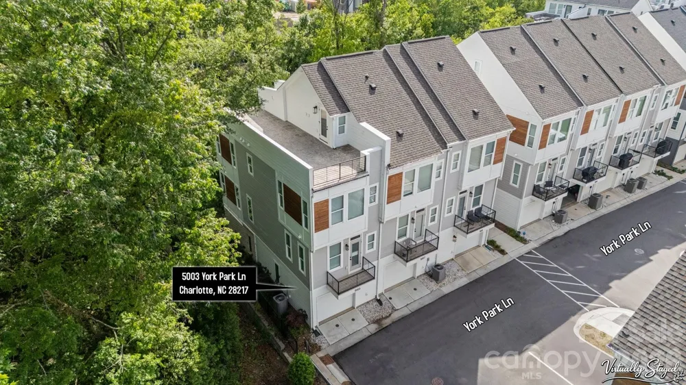 5003 York Park Lane Charlotte, NC 28217