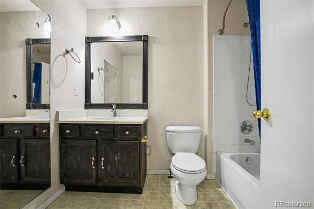 960 S Dawson Way #1 Aurora, CO 80012