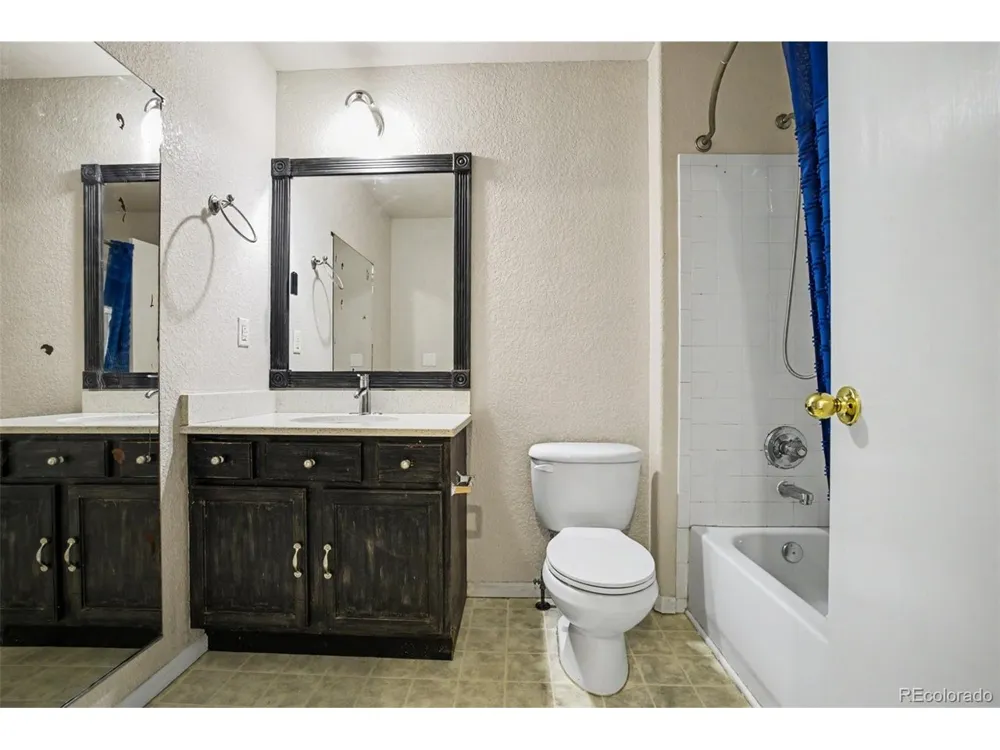 960 S Dawson Way #1 Aurora, CO 80012
