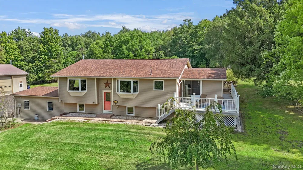 142 County Route 22 Johnson, NY 10933