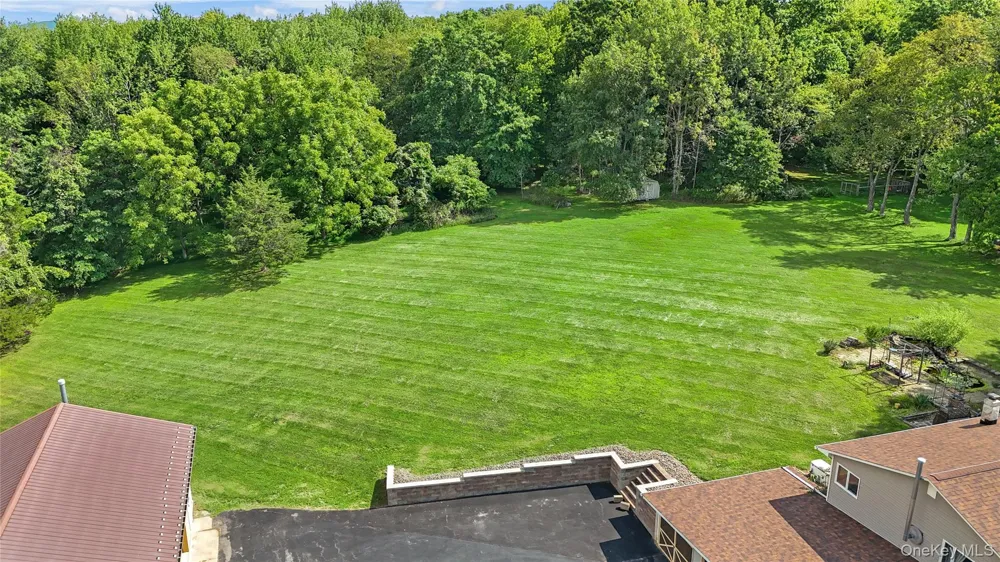 142 County Route 22 Johnson, NY 10933