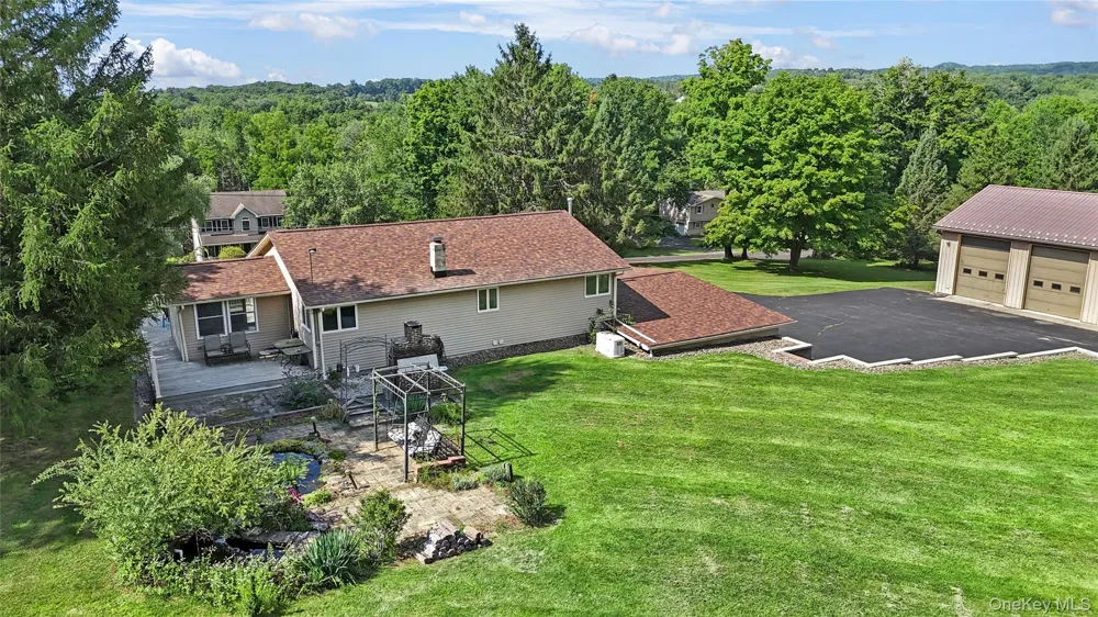 142 County Route 22 Johnson, NY 10933