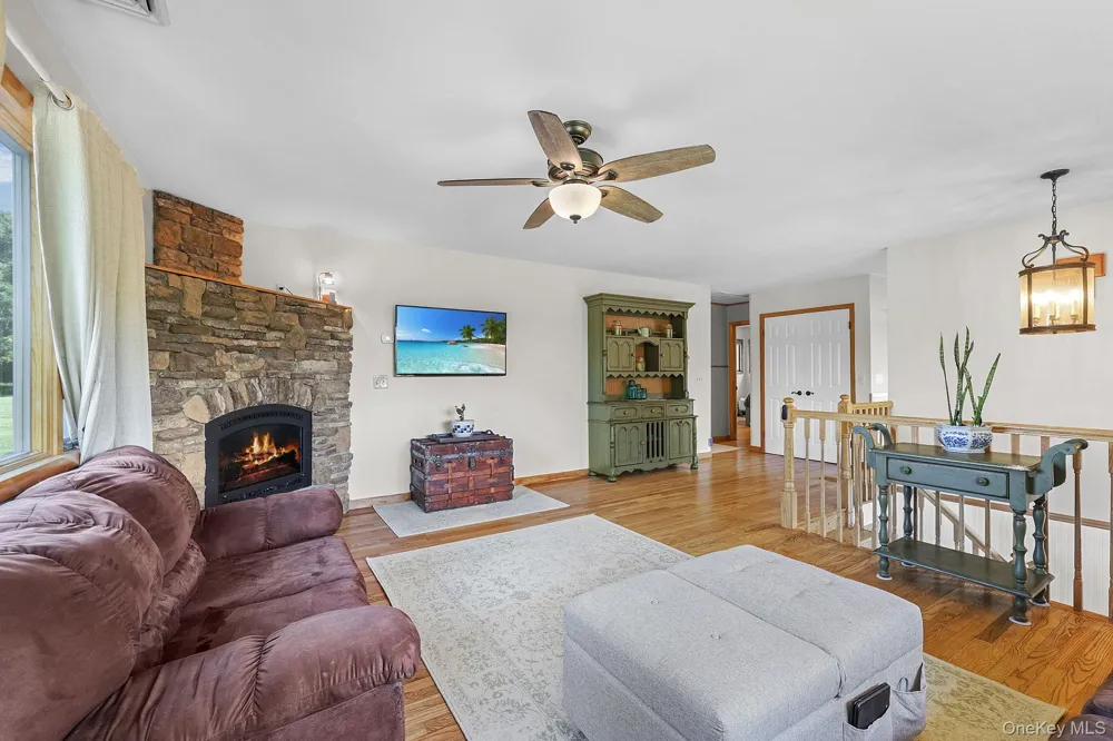 142 County Route 22 Johnson, NY 10933