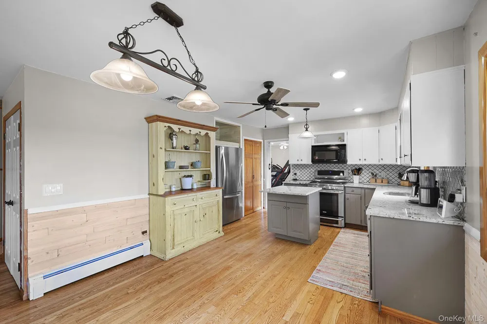 142 County Route 22 Johnson, NY 10933