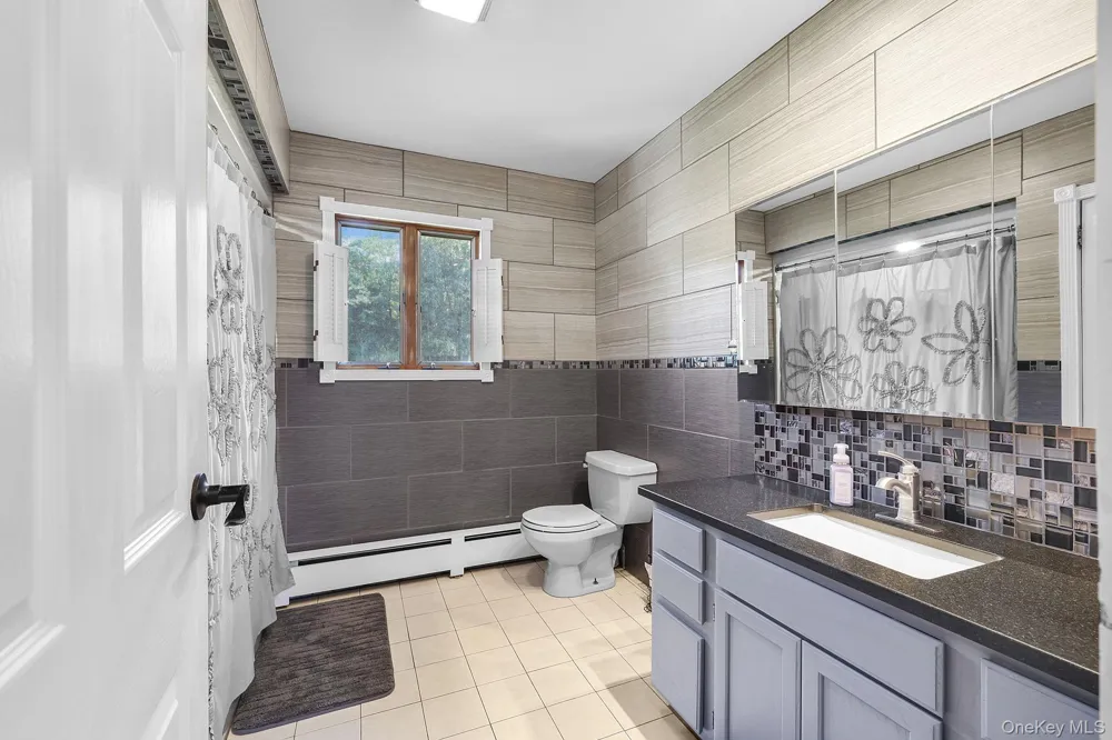142 County Route 22 Johnson, NY 10933