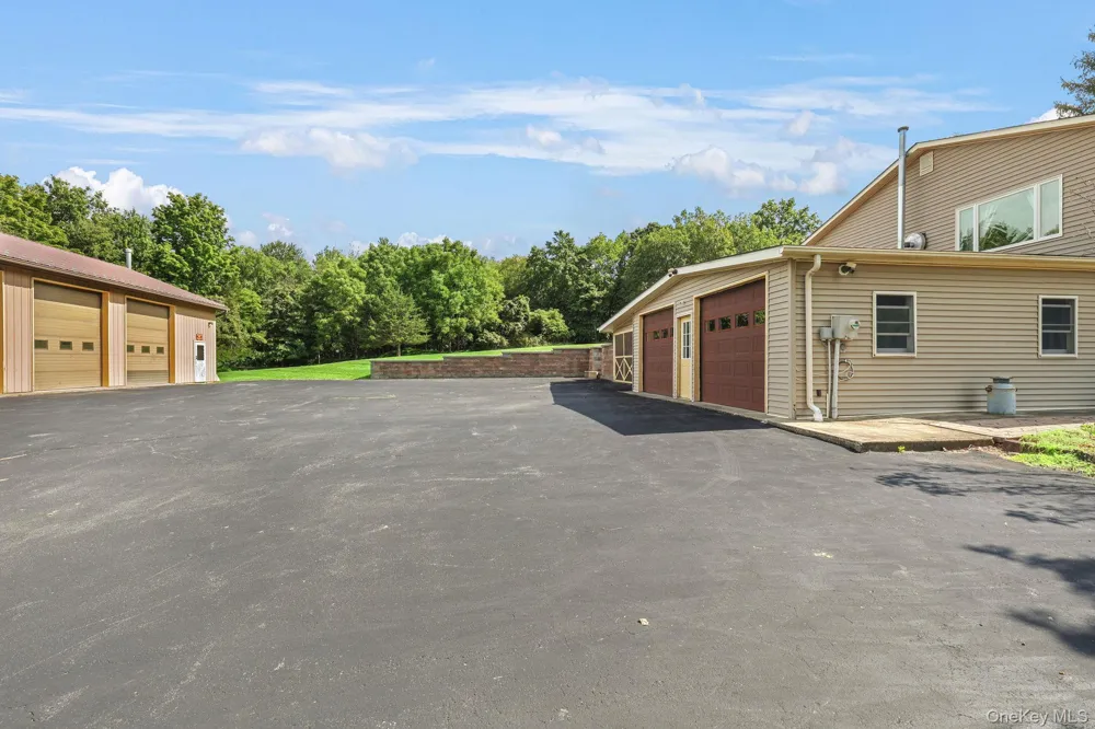 142 County Route 22 Johnson, NY 10933
