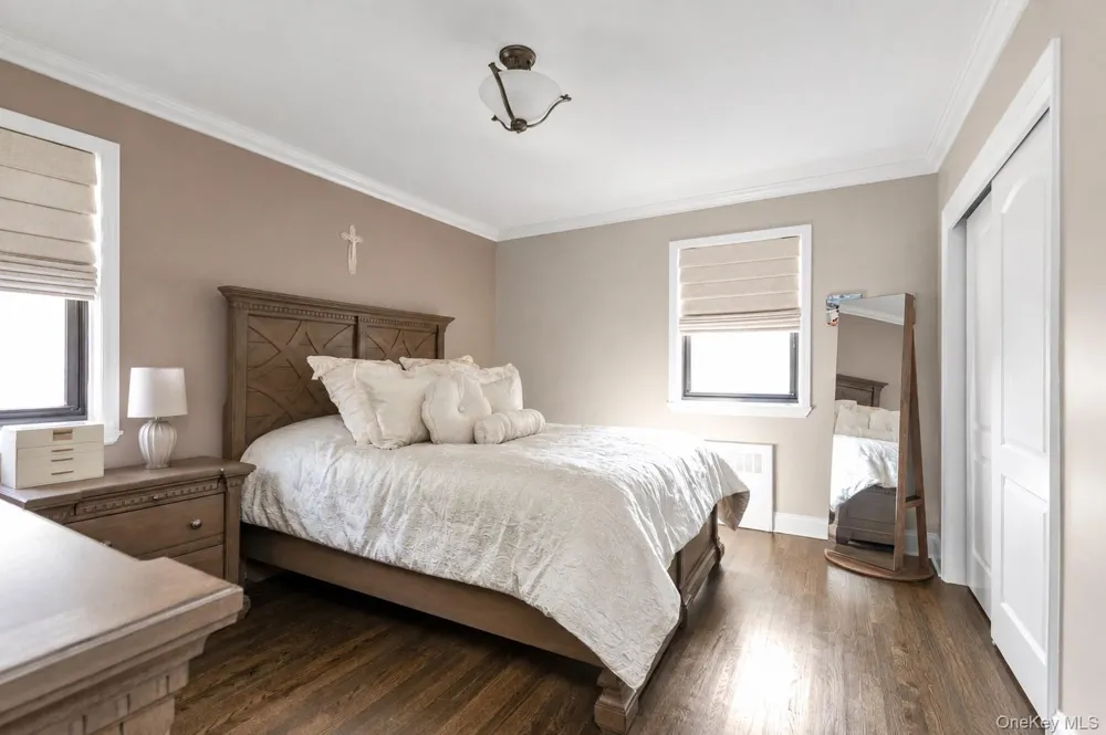 166-54 17th Road #1 Whitestone, NY 11357