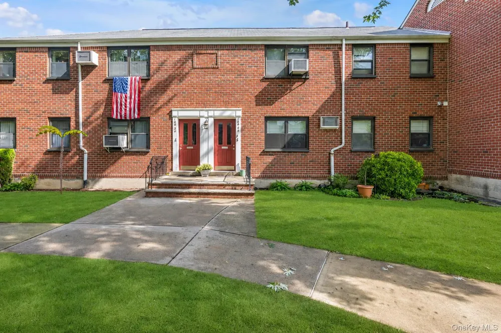 166-54 17th Road #1 Whitestone, NY 11357