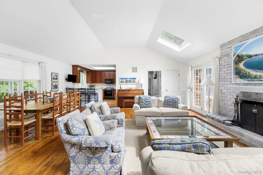 4 Foster Road Quogue, NY 11779