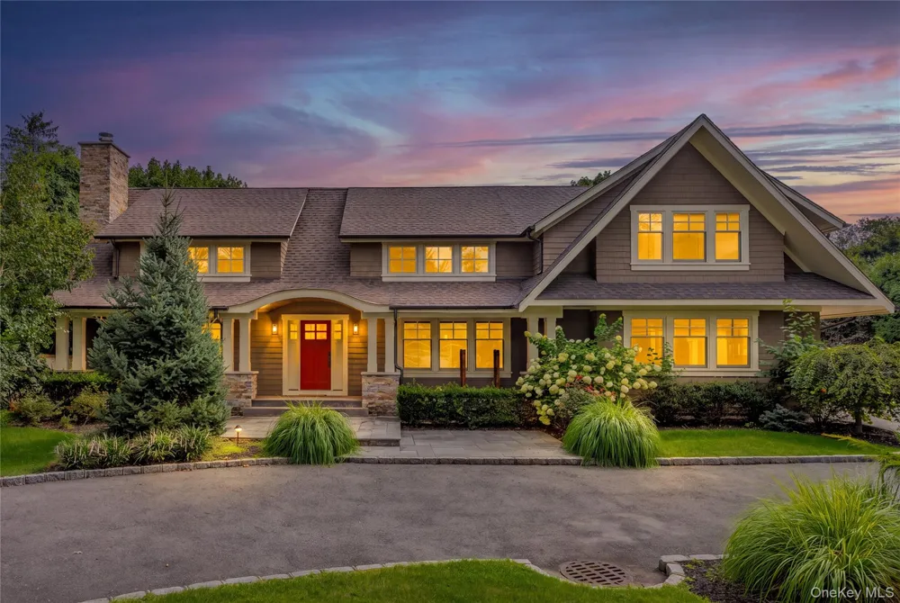 18 Green Meadow Lane Huntington, NY 11743