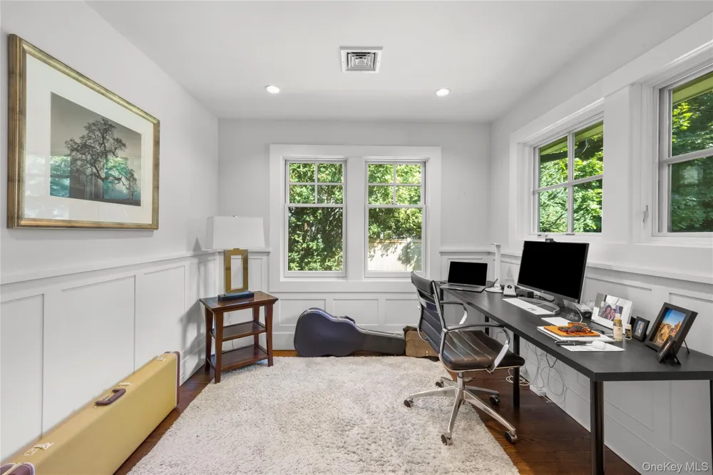 18 Green Meadow Lane Huntington, NY 11743