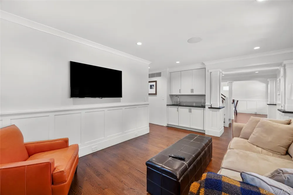 18 Green Meadow Lane Huntington, NY 11743