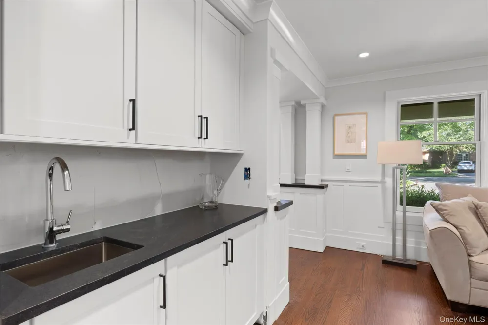 18 Green Meadow Lane Huntington, NY 11743