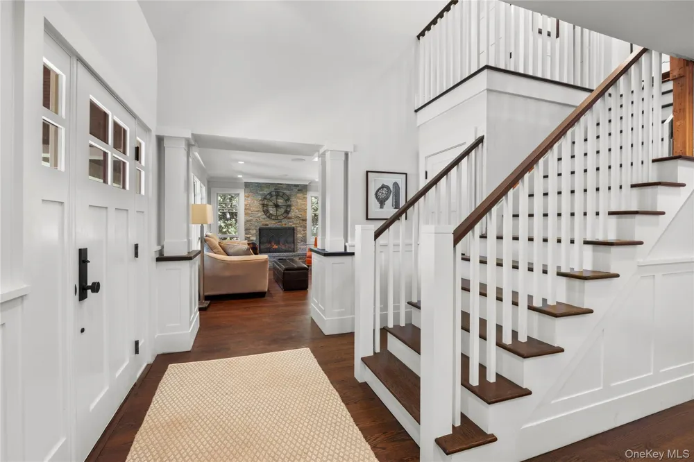 18 Green Meadow Lane Huntington, NY 11743