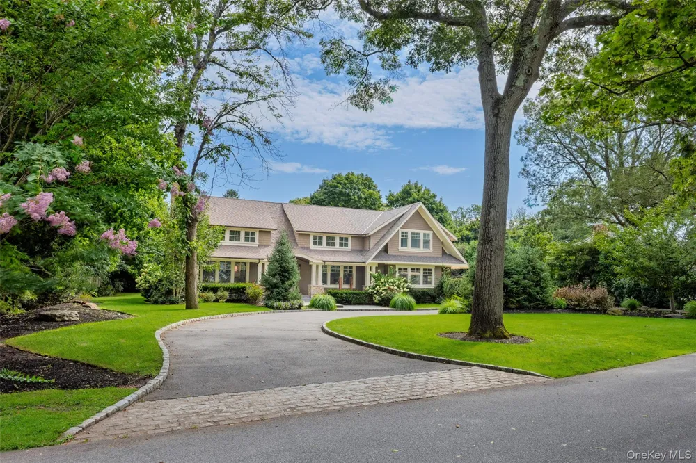 18 Green Meadow Lane Huntington, NY 11743