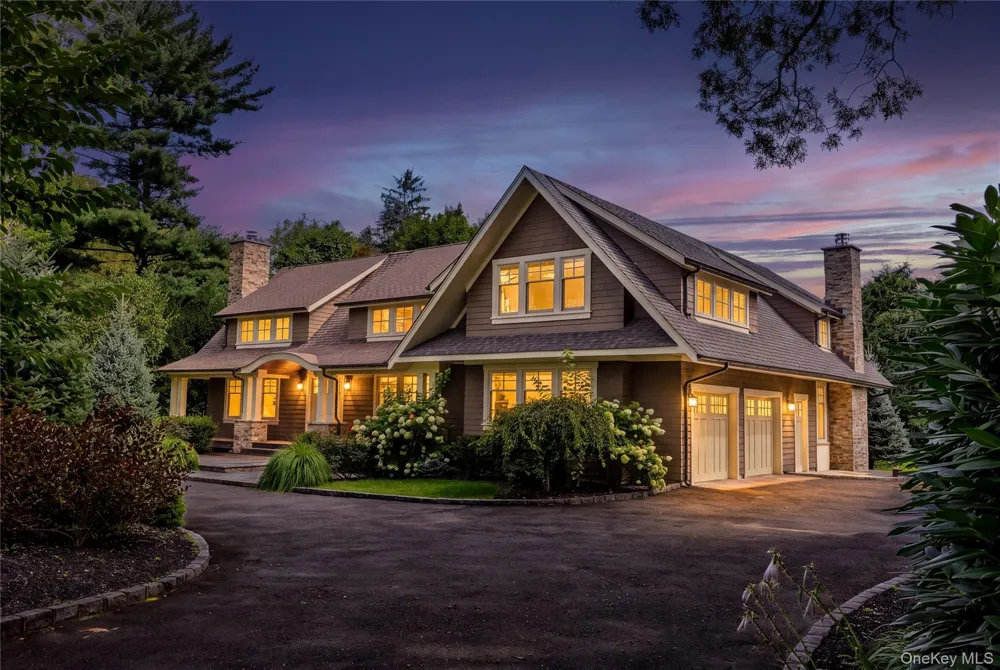 18 Green Meadow Lane Huntington, NY 11743