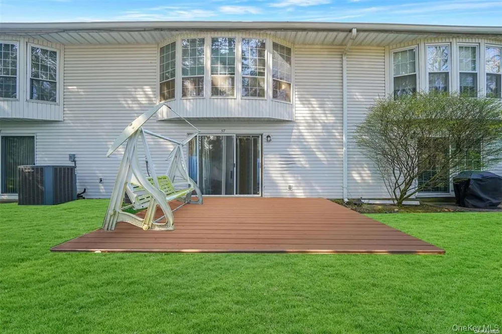 37 Santa Barbara Plainview, NY 11803