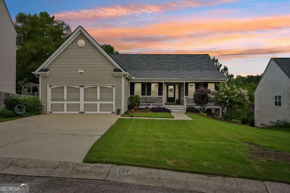 207 Overlook CT Dallas, GA 30157