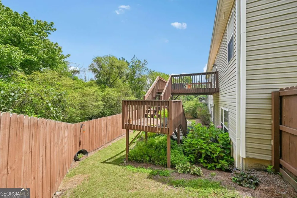 207 Overlook CT Dallas, GA 30157