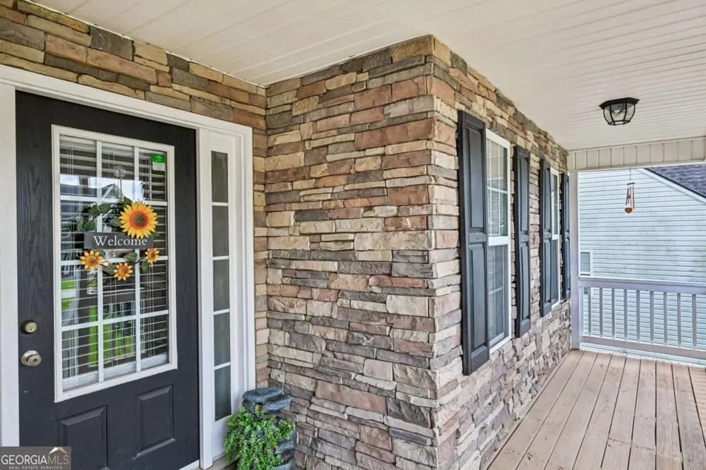 207 Overlook CT Dallas, GA 30157