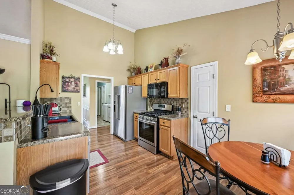 207 Overlook CT Dallas, GA 30157