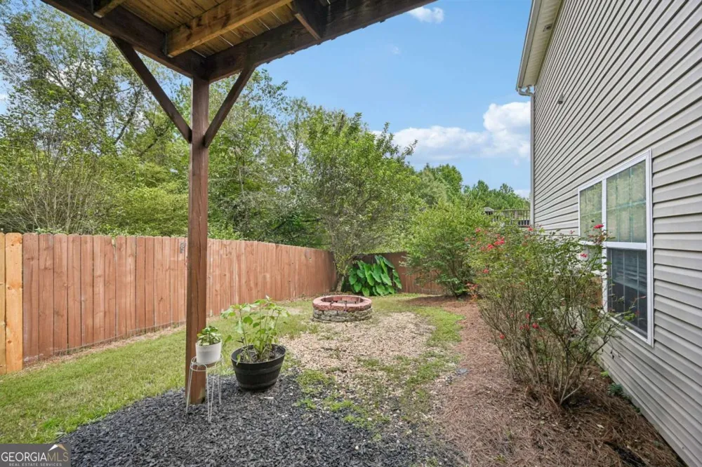 207 Overlook CT Dallas, GA 30157