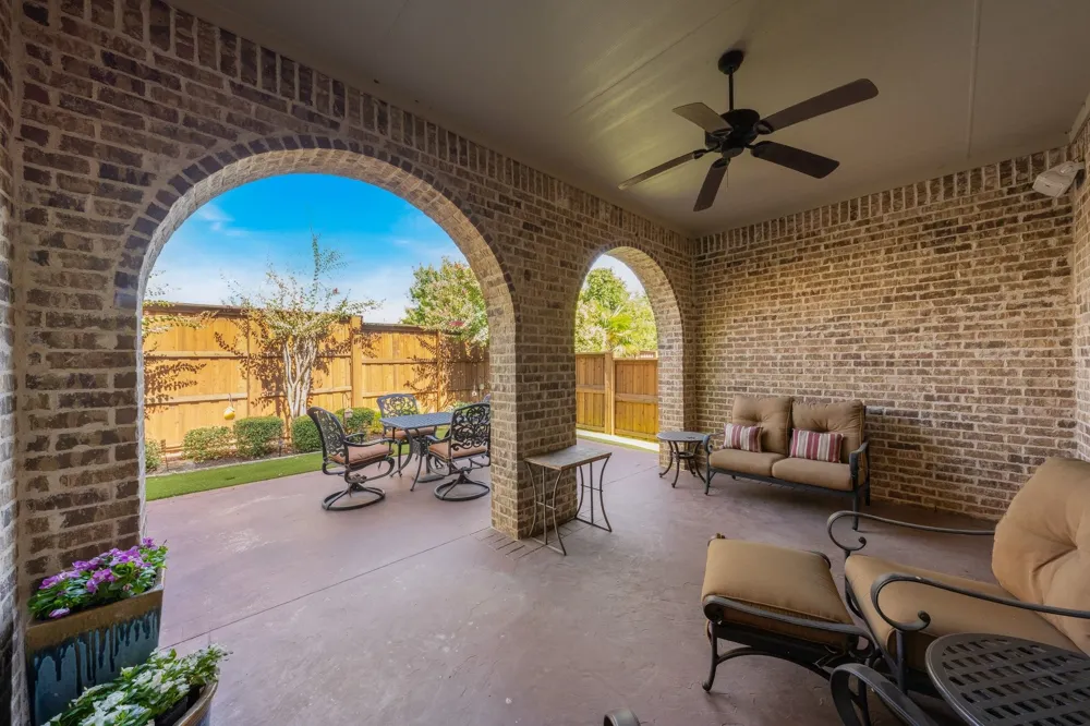 5816 Shoreside Drive Irving, TX 75039