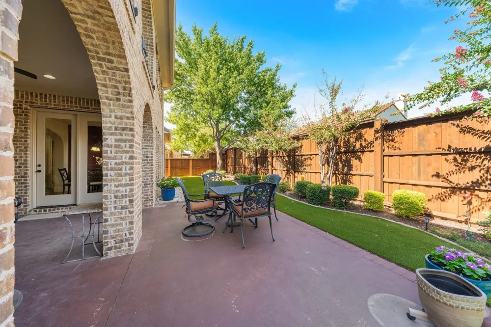 5816 Shoreside Drive Irving, TX 75039