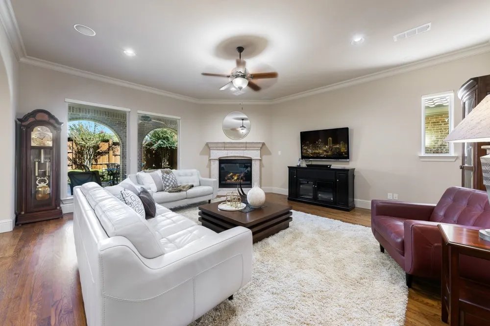 5816 Shoreside Drive Irving, TX 75039