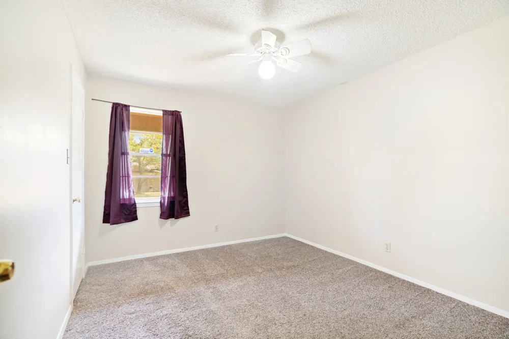 2820 W Kaufman Street Paris, TX 75460