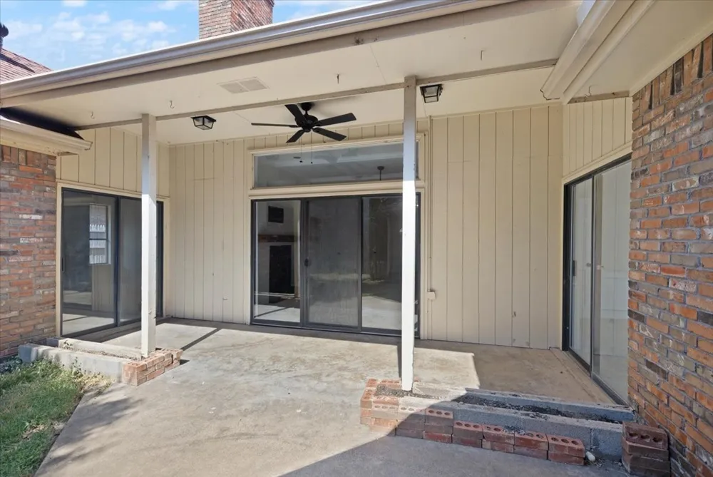 3637 Bluegrass Drive Grand Prairie, TX 75052