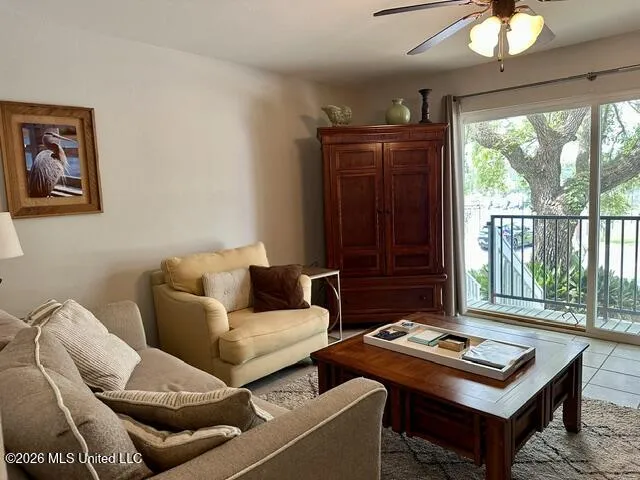 3230 Cumberland Road Ocean Springs, MS 39564